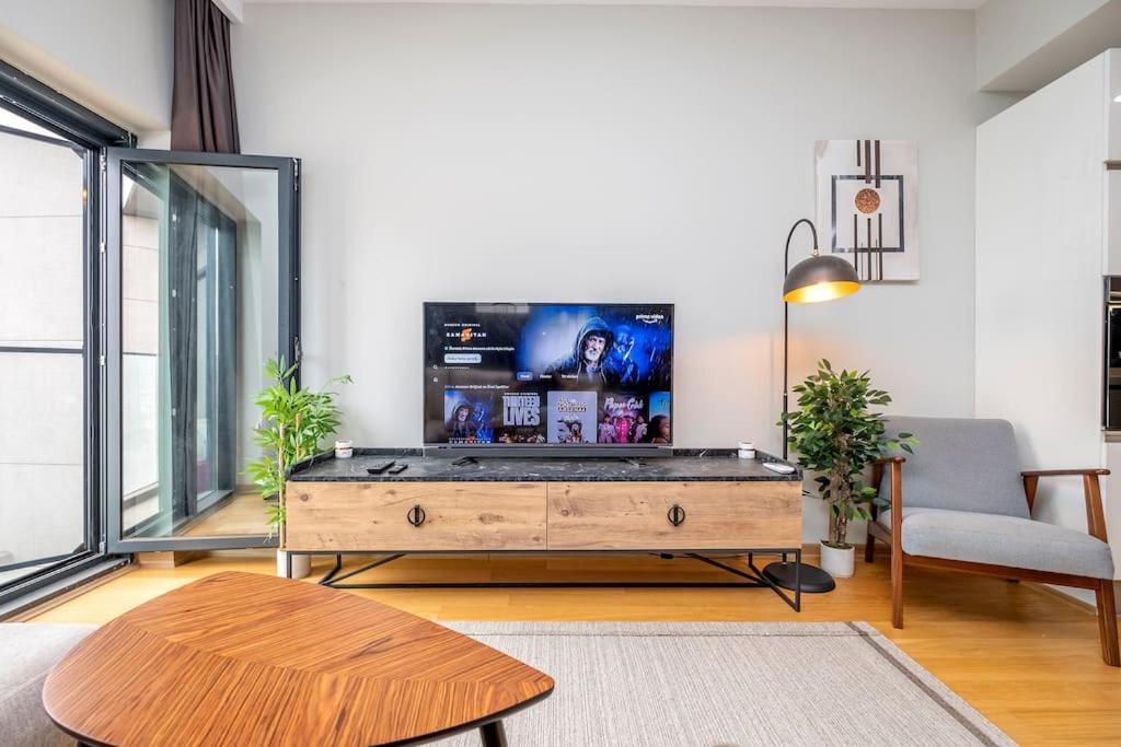 Kadikoy Apartment | 0055 - Kadikoy, comfy, cozy and modern.