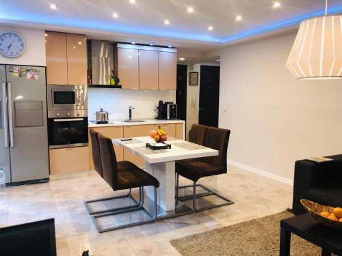 Perea Apartment | 100 m² Apartment ∙ 2 bedrooms ∙ 7 guests