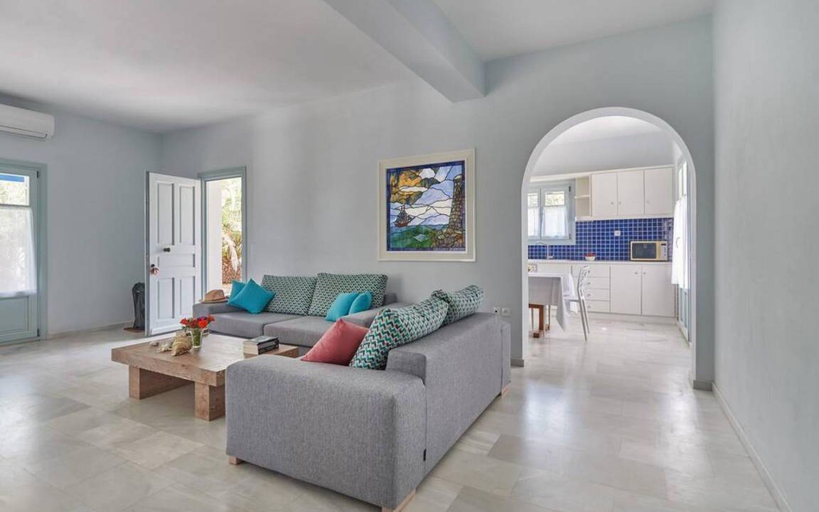 Paros House | 100 m² House ∙ 2 bedrooms ∙ 4 guests