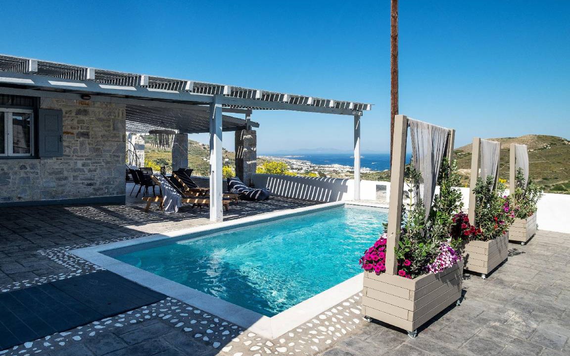 Paros House | 100 m² House ∙ 2 bedrooms ∙ 4 guests