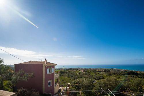 Lakithra House | 100 m² House ∙ 3 bedrooms ∙ 6 guests