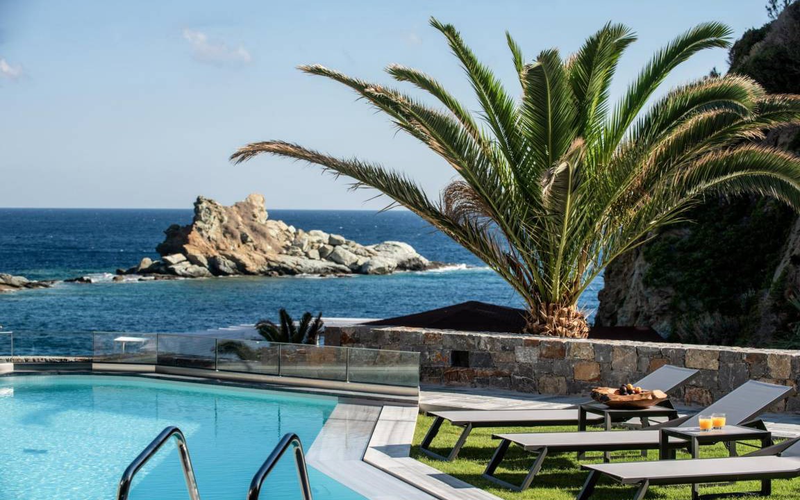 Agia Pelagia Villa | 1120 m² Villa ∙ 17 bedrooms ∙ 34 guests