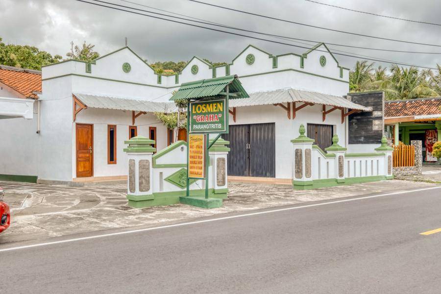 Kretek Bed & Breakfast | 12 m² Bed and breakfast ∙ 2 guests