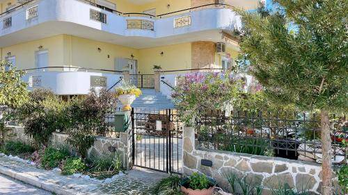 Kavala Apartment | 120 m² Apartment ∙ 3 bedrooms ∙ 9 guests