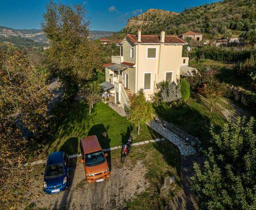 Archaia Olympia Apartment | 120 m² Apartment ∙ 2 bedrooms ∙ 8 guests