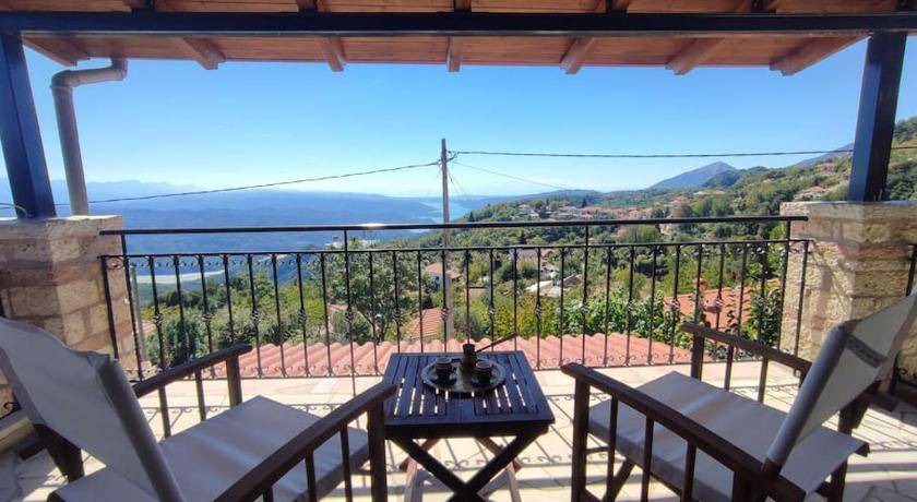 Arta House | 120 m² House ∙ 3 bedrooms ∙ 6 guests