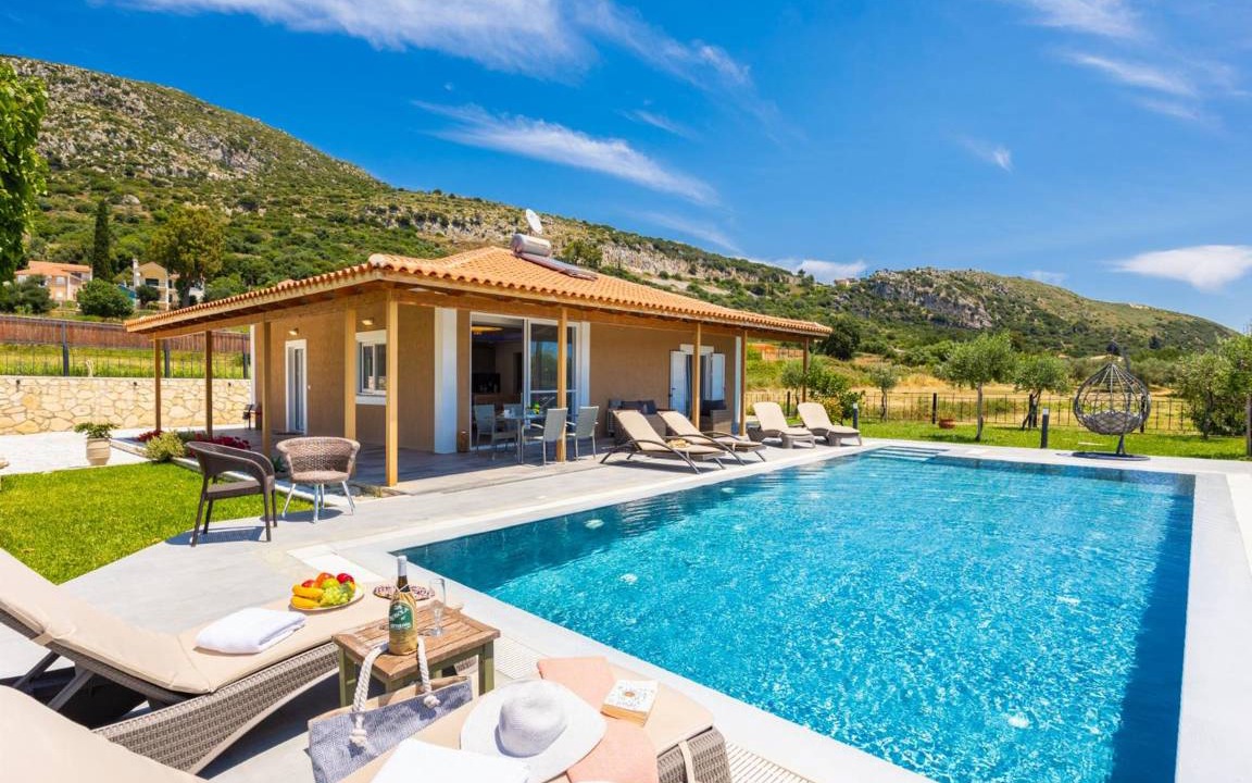 Kolaitis Villa | 120 m² Villa ∙ 2 bedrooms ∙ 4 guests