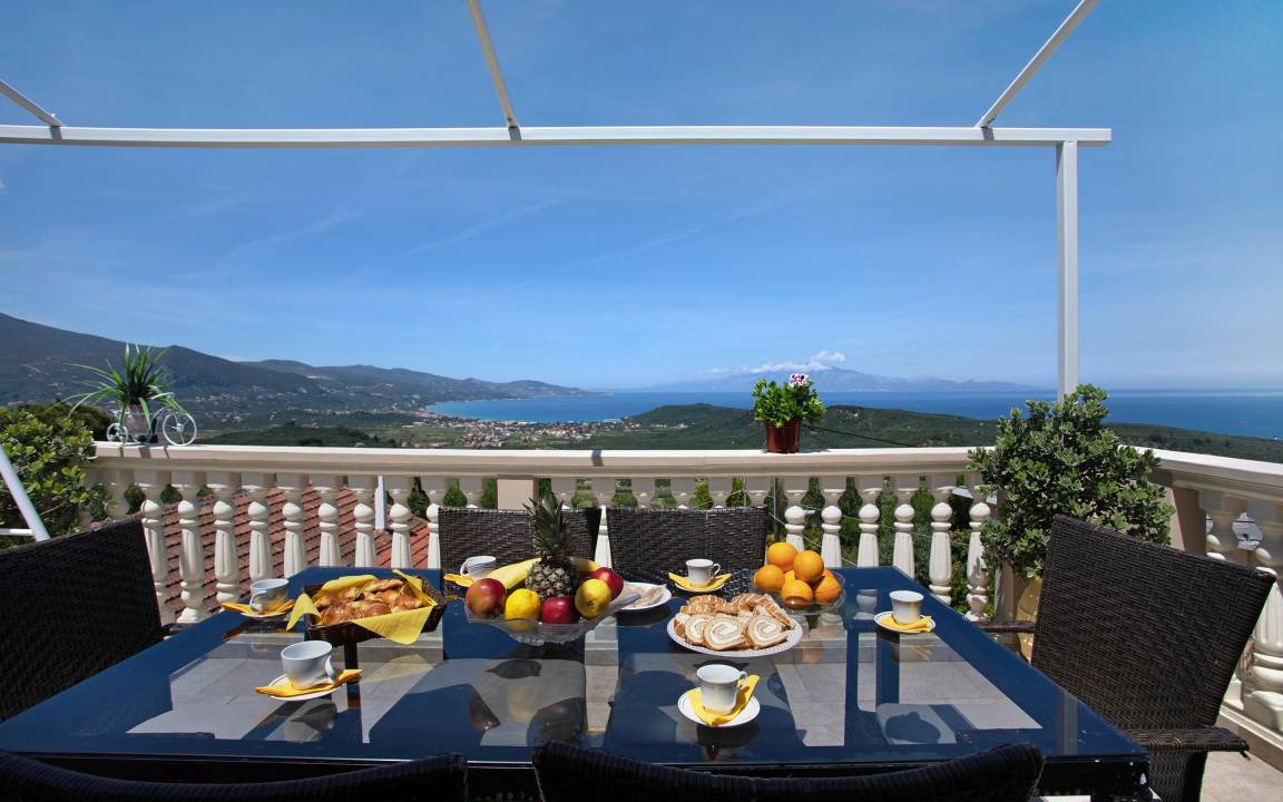 Alonia Villa | 140 m² Villa ∙ 3 bedrooms ∙ 6 guests