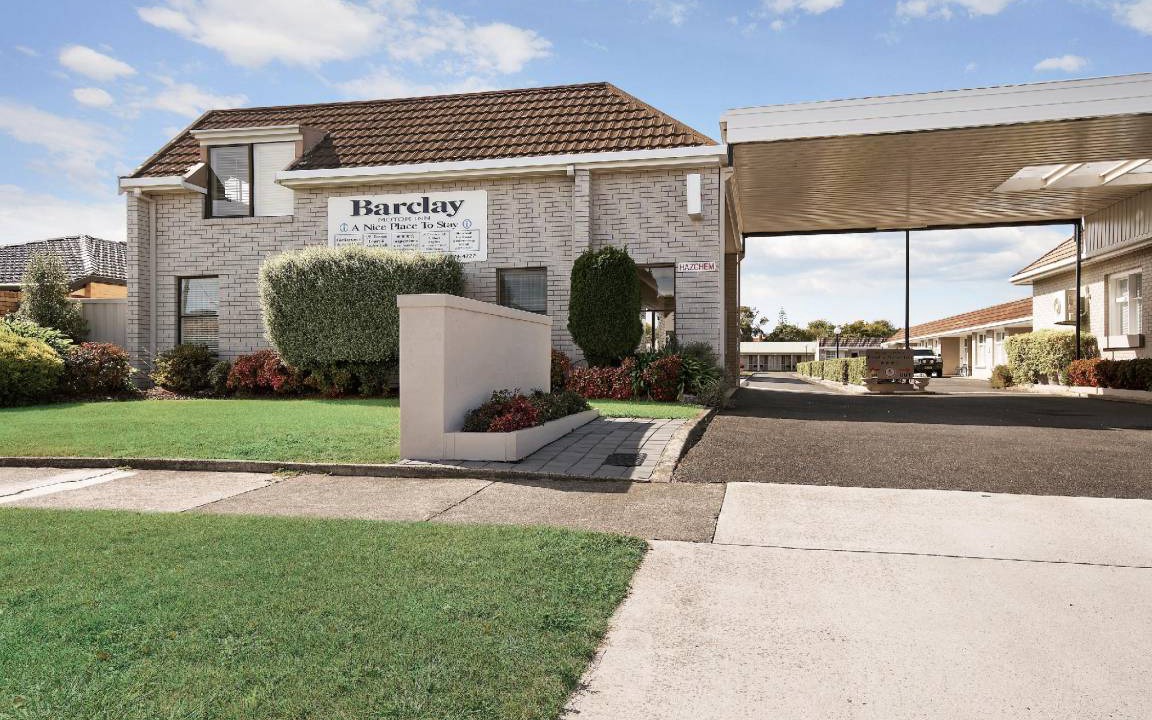 Devonport Hotel | 150 m² Motel ∙ 3 bedrooms ∙ 127 guests
