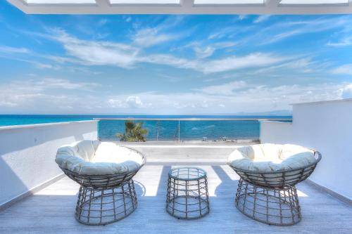 Haniotis Villa | 150 m² Villa ∙ 3 bedrooms ∙ 8 guests
