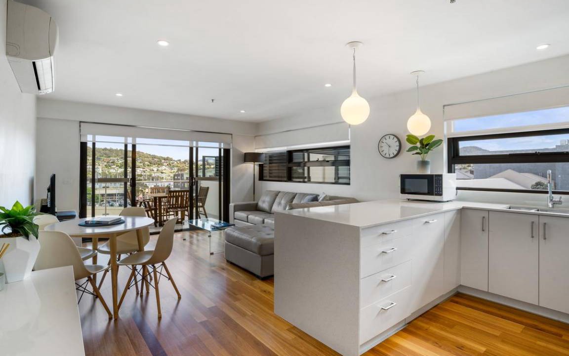 Bellerive House | 170 m² House ∙ 3 bedrooms ∙ 10 guests