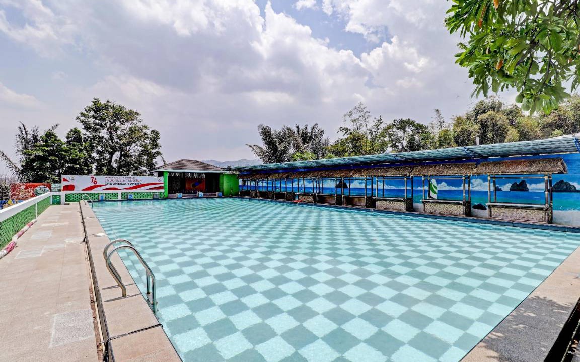 Bandung Hotel | 18 m² Hotel ∙ 3 guests