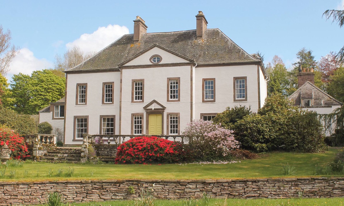 Forfar Cottage | 2 bedroom accommodation in Pitscandly, near Forfar
