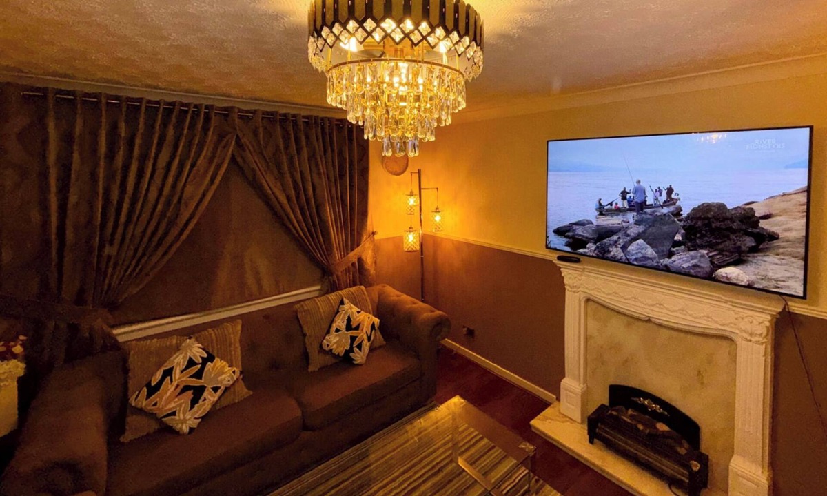 Pollokshaws Apartment | 2 Bedroom Apartment - Sleeps 4, Wifi, Free Parking