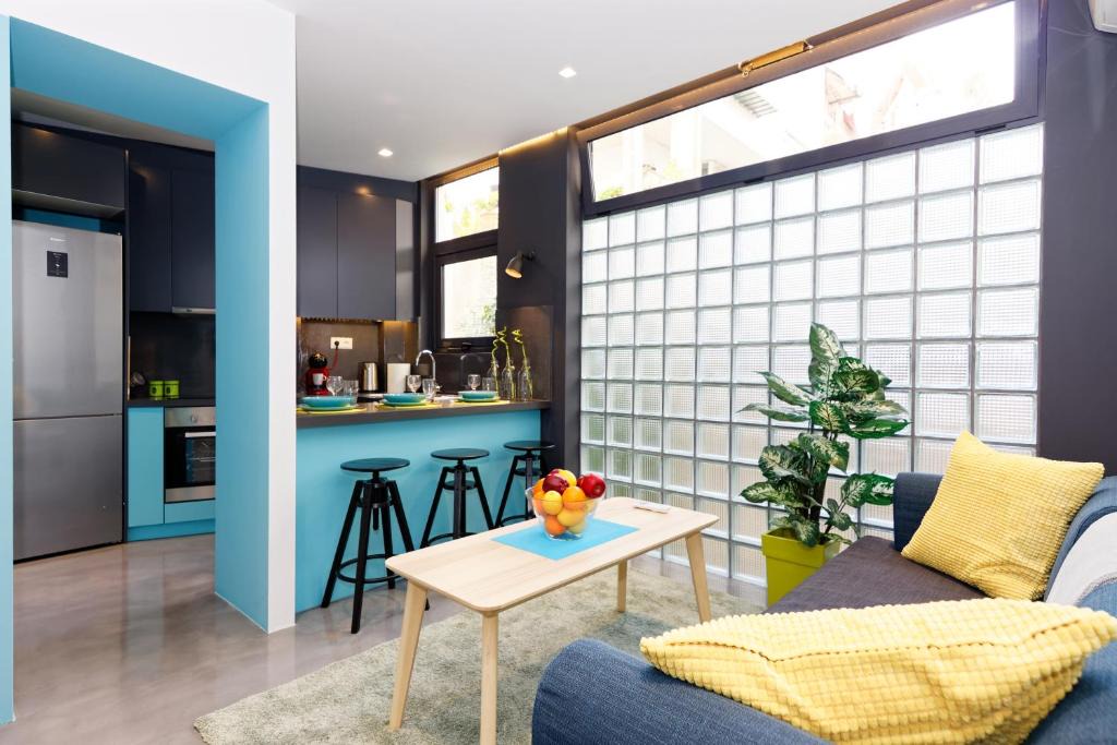 Neos Kosmos Apartment | 2 bedroom design apartment in Athens center