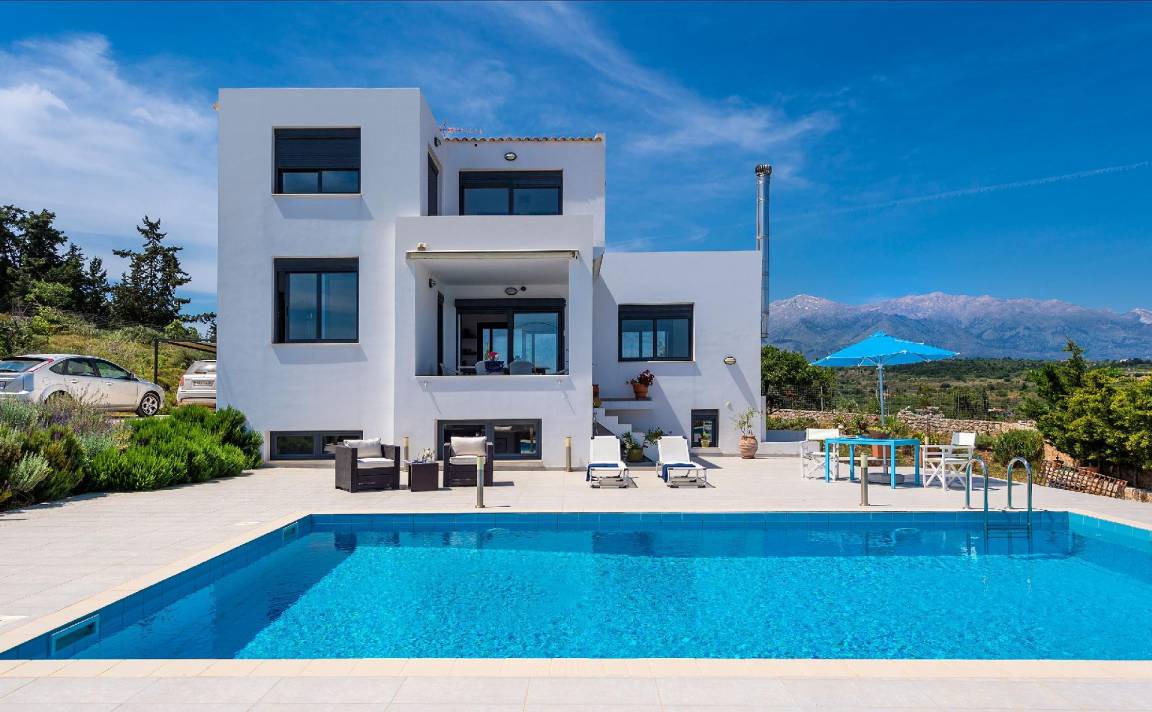 Douliana House | 200 m² House ∙ 4 bedrooms ∙ 8 guests