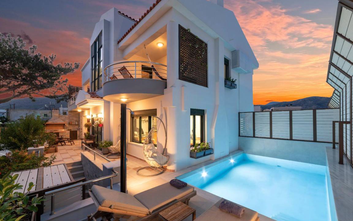Koutsouras House | 220 m² House ∙ 5 bedrooms ∙ 14 guests