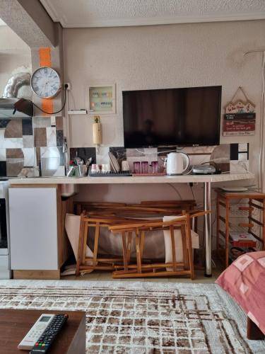 Nikaia-Agios Ioannis Rentis Apartment | 27 m² Apartment ∙ 1 bedroom ∙ 4 guests