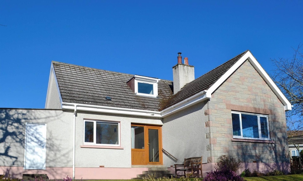 Fortrose Cottage | 3 bedroom accommodation in Fortrose
