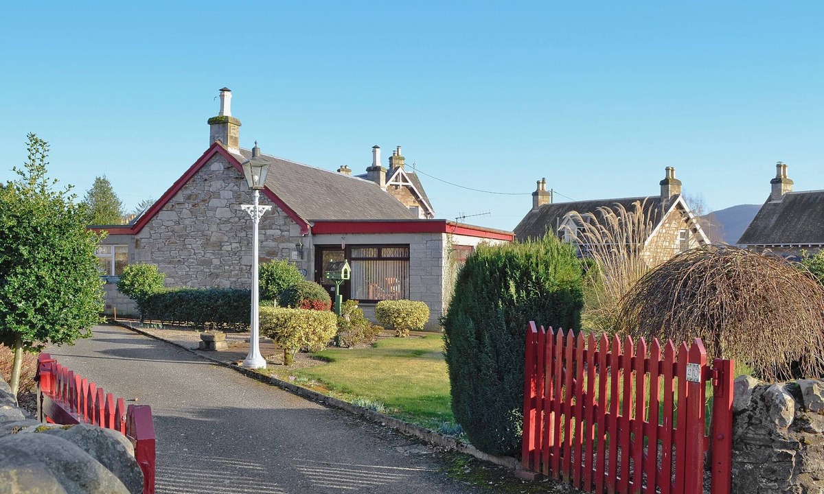 Pitlochry Cottage | 3 bedroom accommodation in Pitlochry