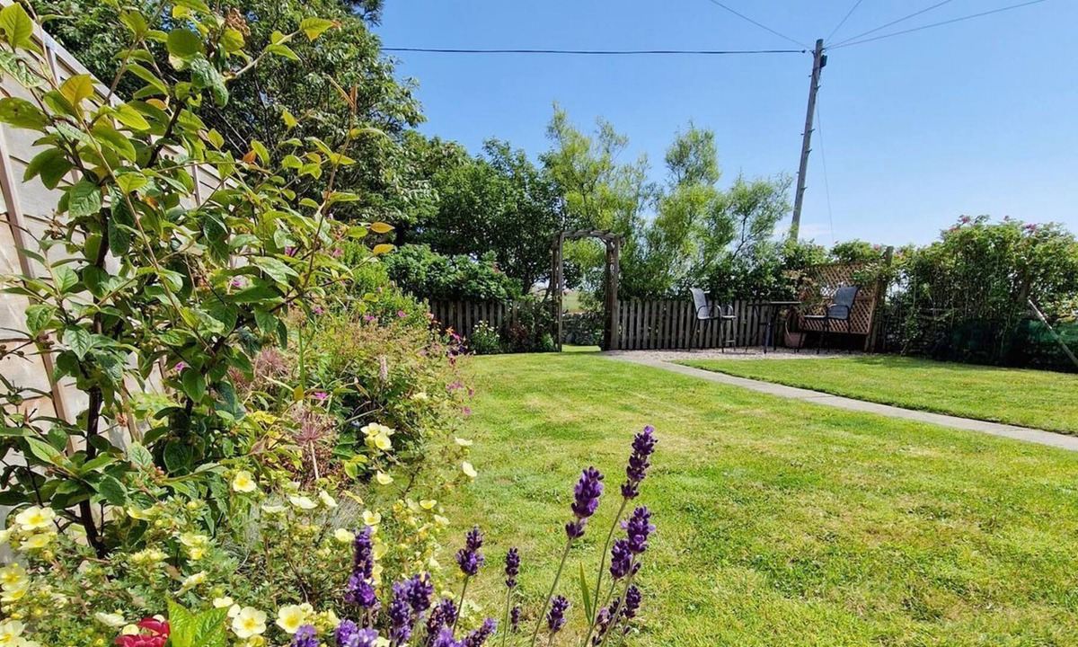 Lybster Cottage | 3 bedroom accommodation in Lybster, near Wick