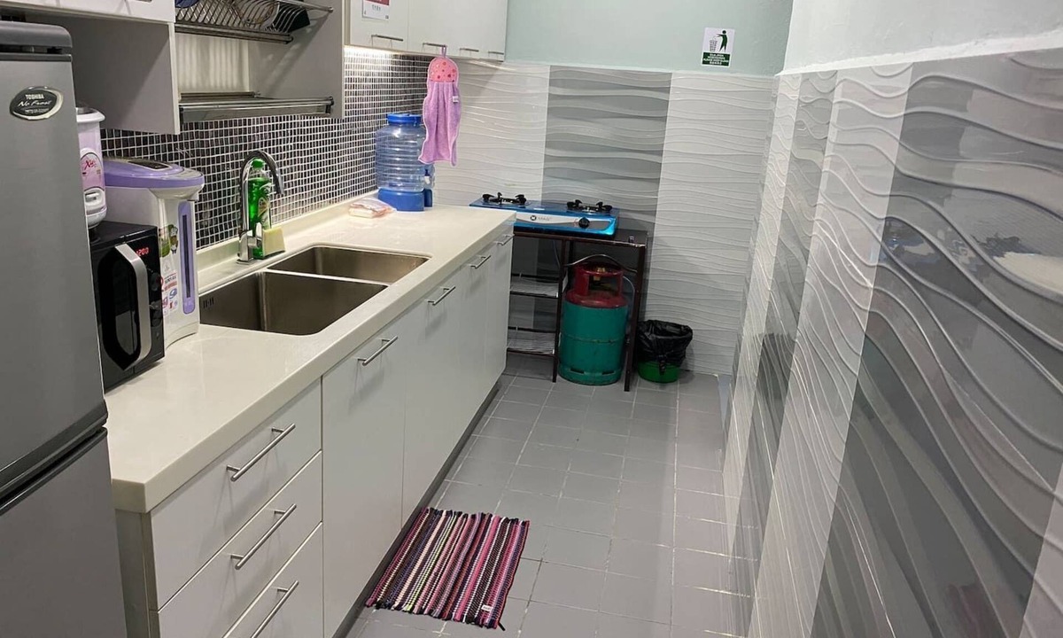 Subang Bestari Apartment | 3 bedroom fully furnished unit. Unifi/Netflix