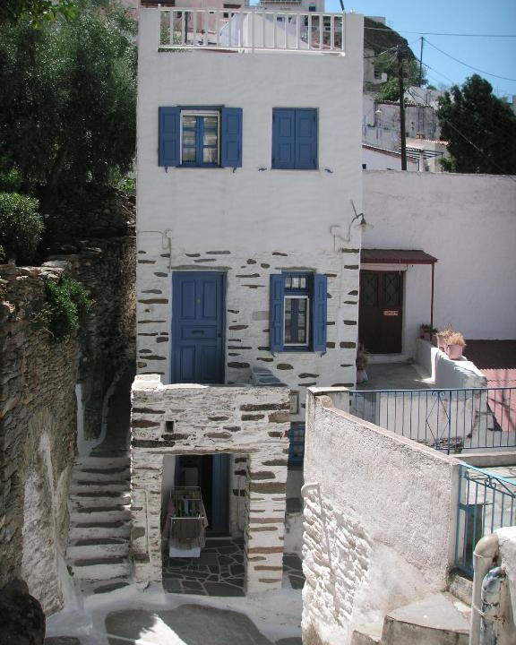 Ioulida House | 3-level doll house in Kea Ioulida/Chora, Cyclades