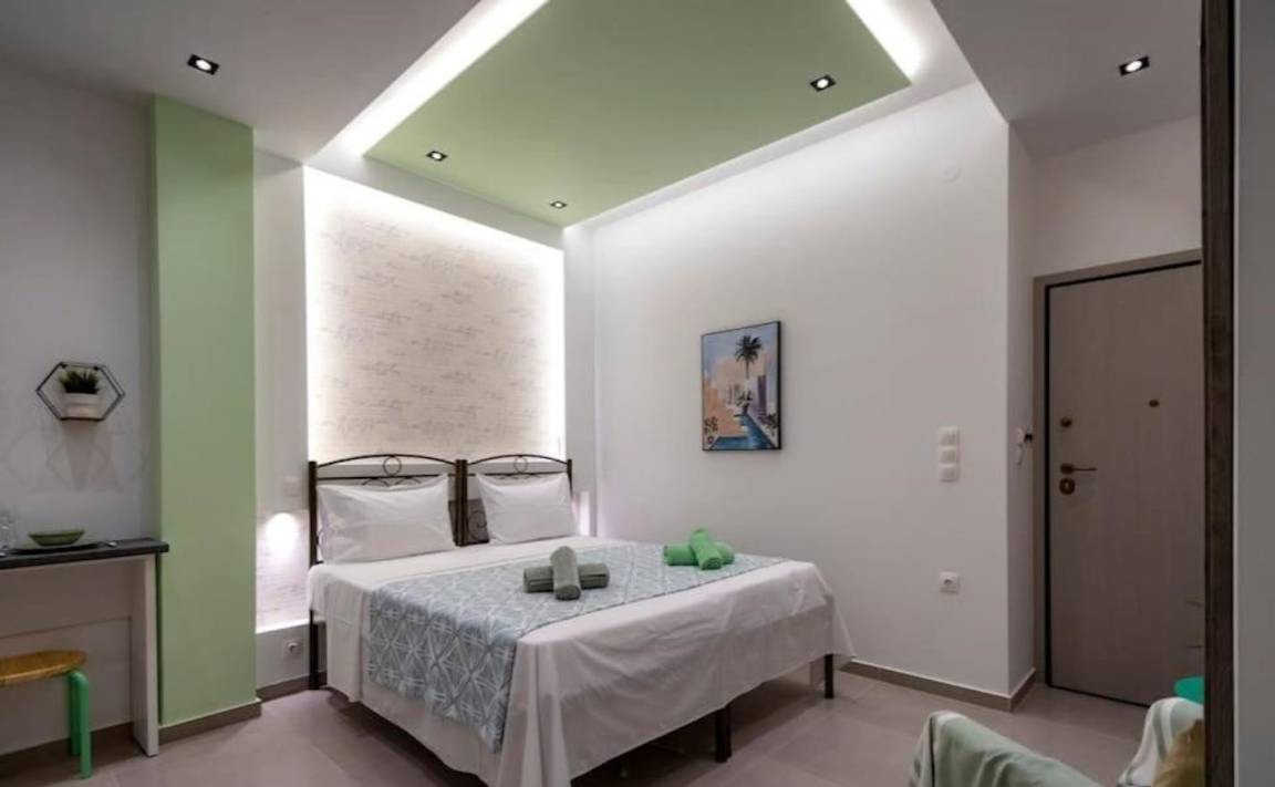 Aigaleo Apartment | 30 m² Apartment ∙ 2 guests