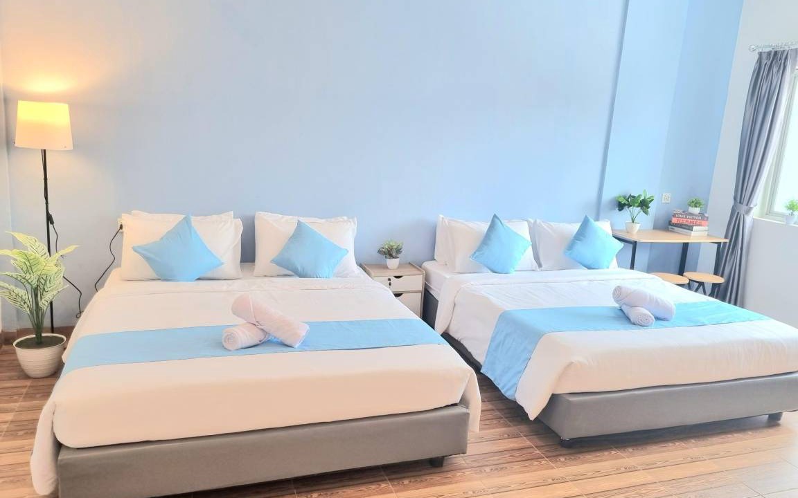 Medan House | 300 m² House ∙ 4 bedrooms ∙ 14 guests