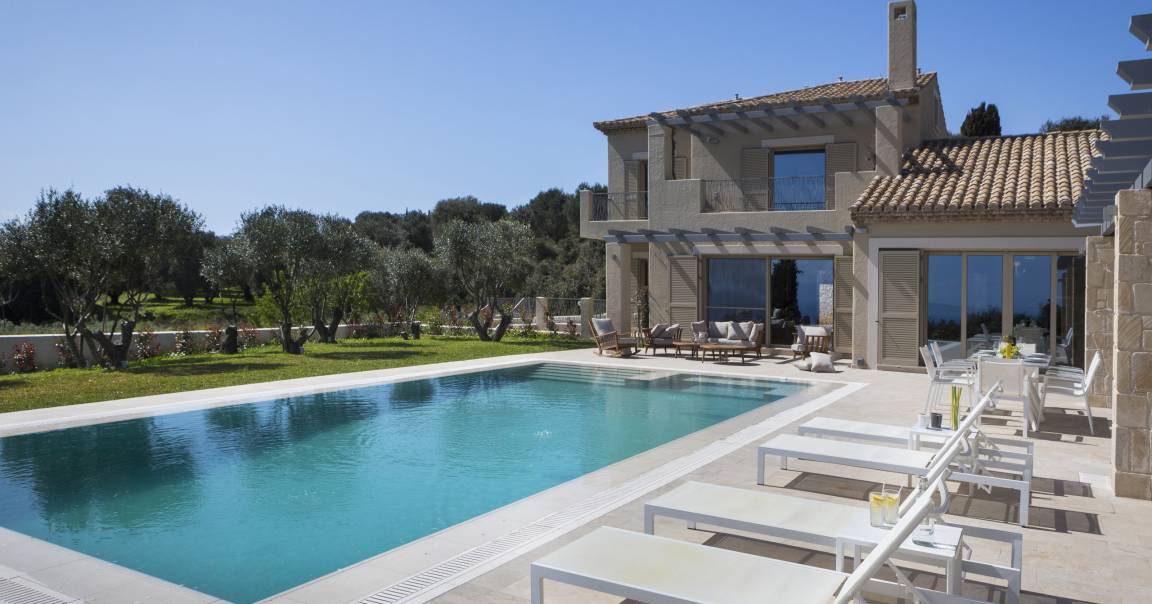 Kaligata Villa | 330 m² Villa ∙ 4 bedrooms ∙ 8 guests