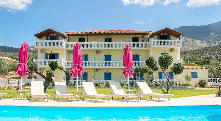 Karavados Apartment | 34 m² Serviced apartment ∙ 4 guests