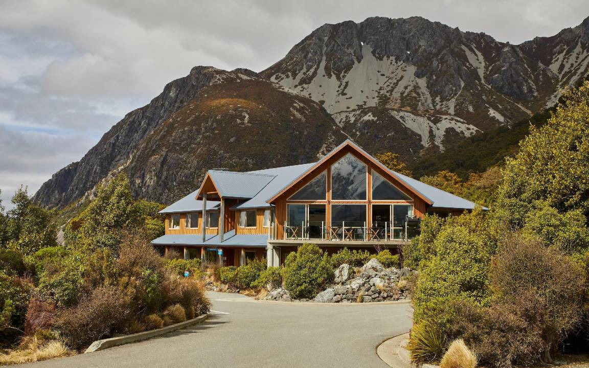 Mount Cook Village Cabin | 36 m² Lodge ∙ 10 guests