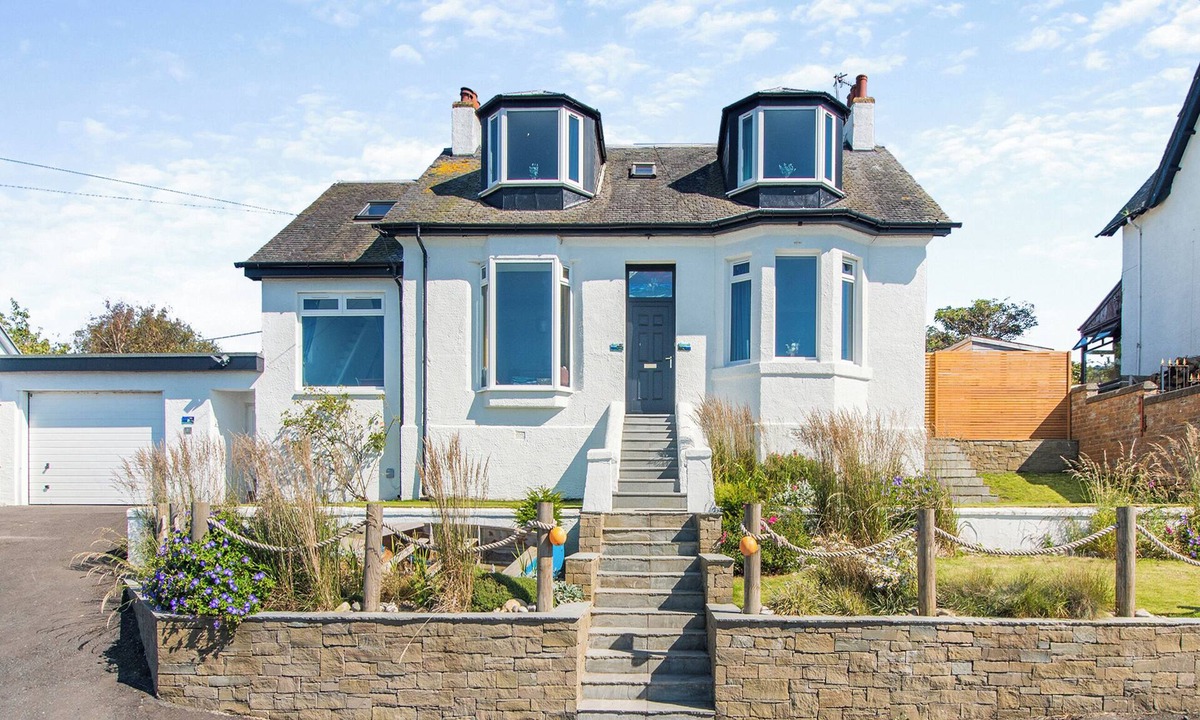 Dunure Cottage | 4 bedroom accommodation in Dunure