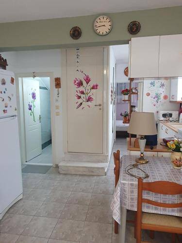 Thermi Apartment | 45 m² Apartment ∙ 1 bedroom ∙ 4 guests