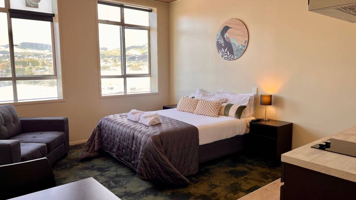 Porirua Hotel | 50 m² Hotel ∙ 2 bedrooms ∙ 5 guests