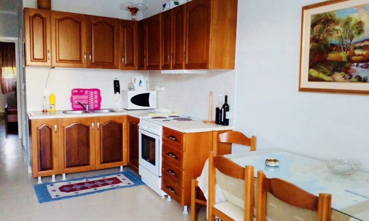 Preveza House | 52 Square Meters Apartment With Beautiful Garden in the Heart Of Preveza
