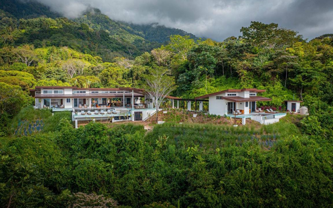 Tres Rios Villa | 650 m² Villa ∙ 4 bedrooms ∙ 8 guests