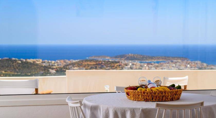 Agios Nikolaos House | 75 m² House ∙ 2 bedrooms ∙ 6 guests