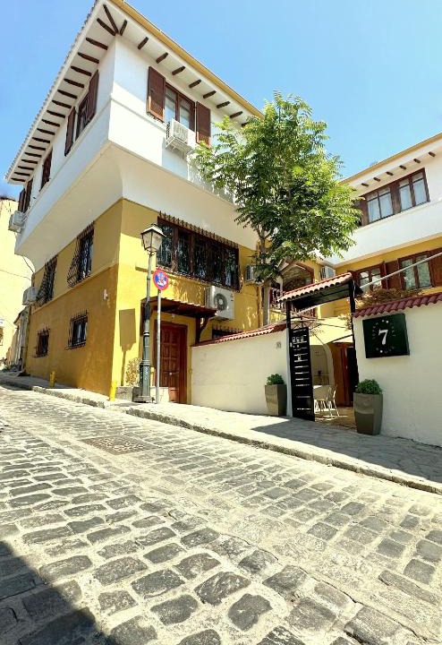 Old Town House | 7PocketHouse