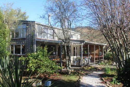 Marahau Resort | 80 m² Resort ∙ 4 bedrooms ∙ 10 guests