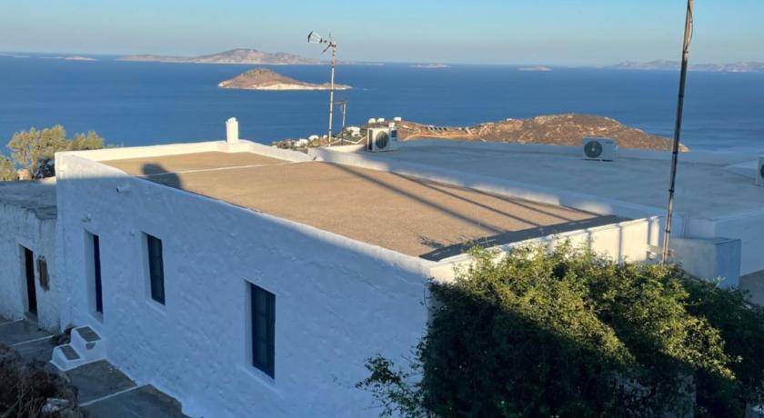 Chora House | 82 m² House ∙ 1 bedroom ∙ 3 guests