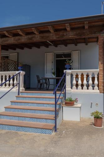 Licata House | 900 Dal Blu
