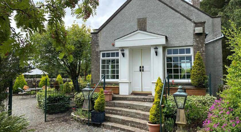 Cupar House | 900 m² House ∙ 1 bedroom ∙ 3 guests