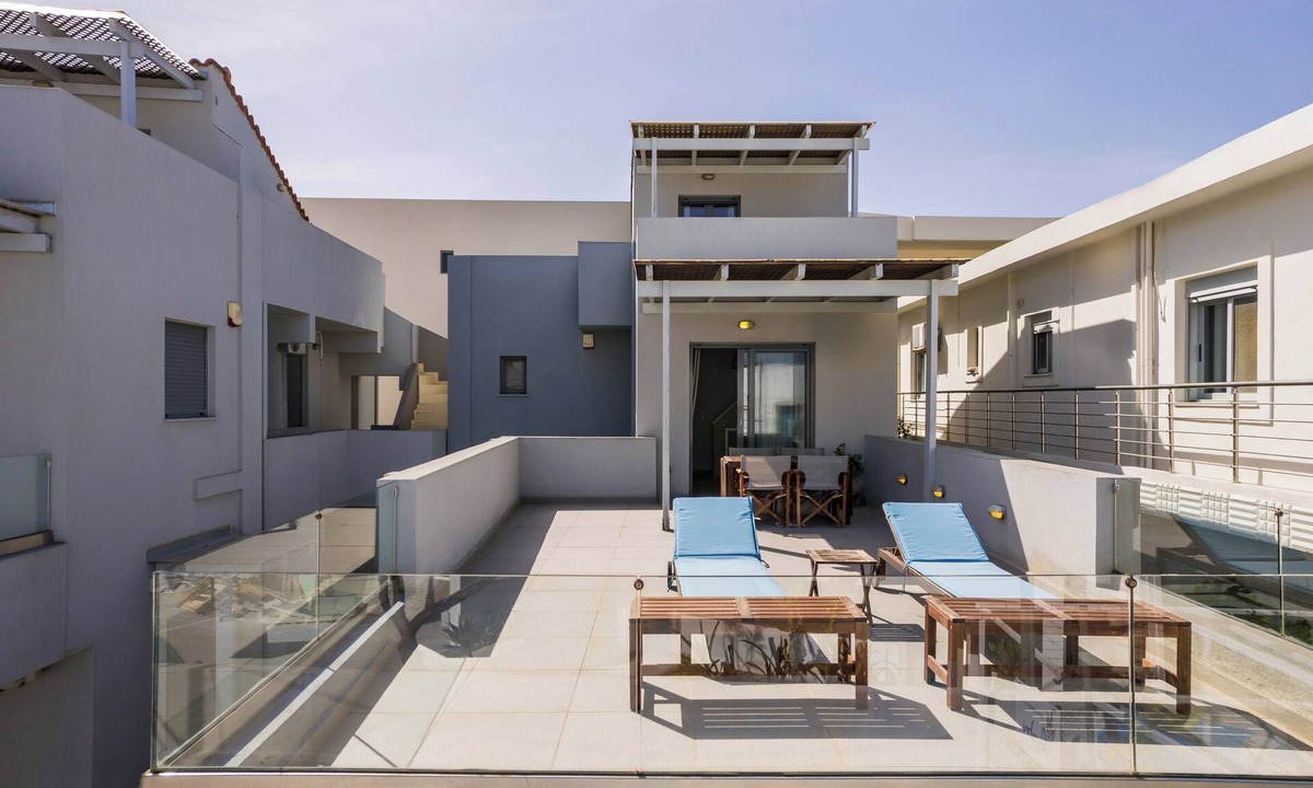 Agii Apostoli Villa | Alisahni Villa