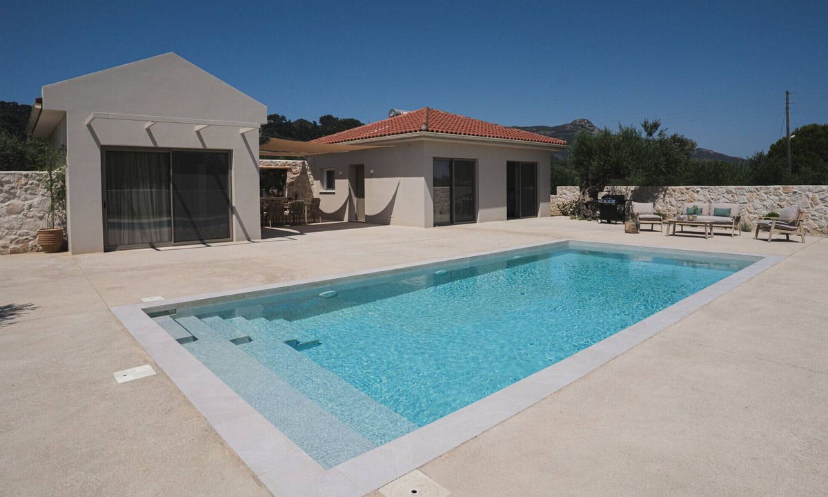 Ano Vasilikos Villa | Alkinari Villa - 2 Bedrooms & Private Pool