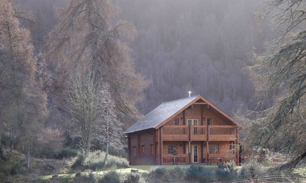 Balnain Cottage | ALLT LODGE, pet friendly, with open fire in Drumnadrochit, Loch Ness