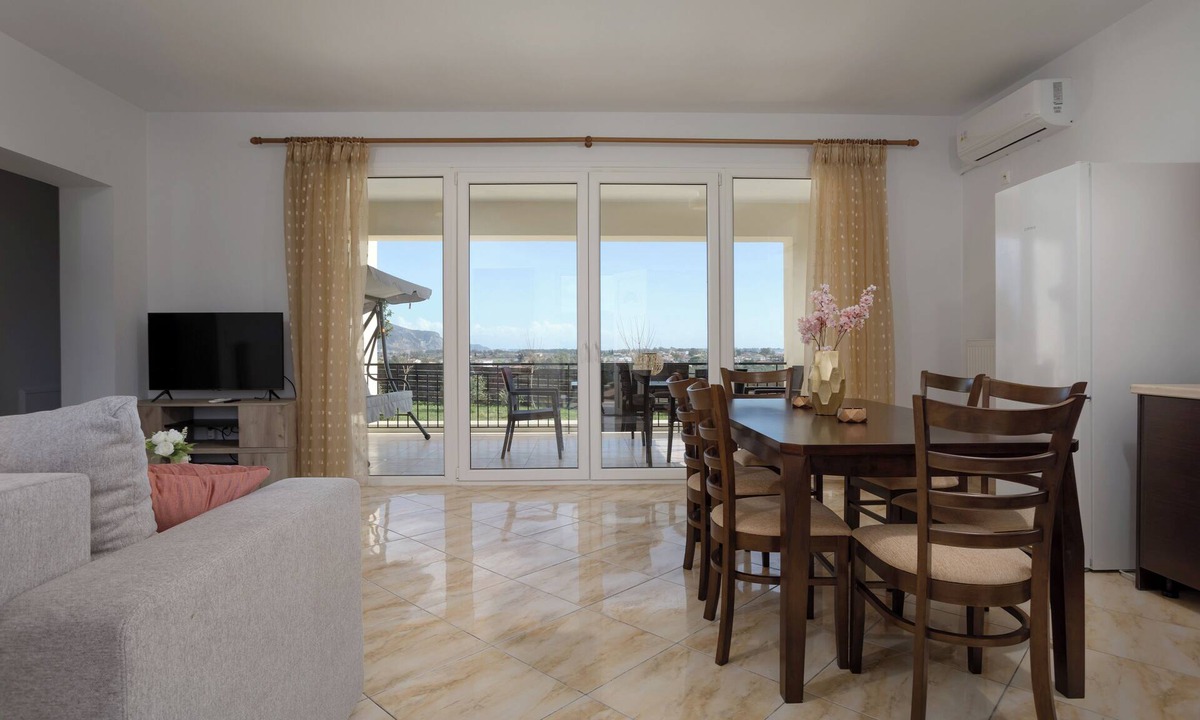 Kalpaki Apartment | Altamira Holiday Apartment : 2-bedroom apartment in Zakynthos near Laganas