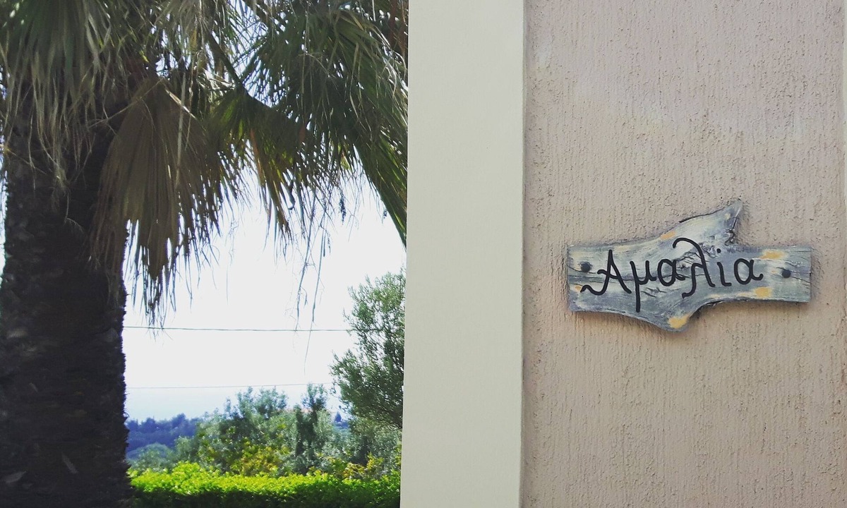 Leivathos Villa | Amalia - Oneira Villas