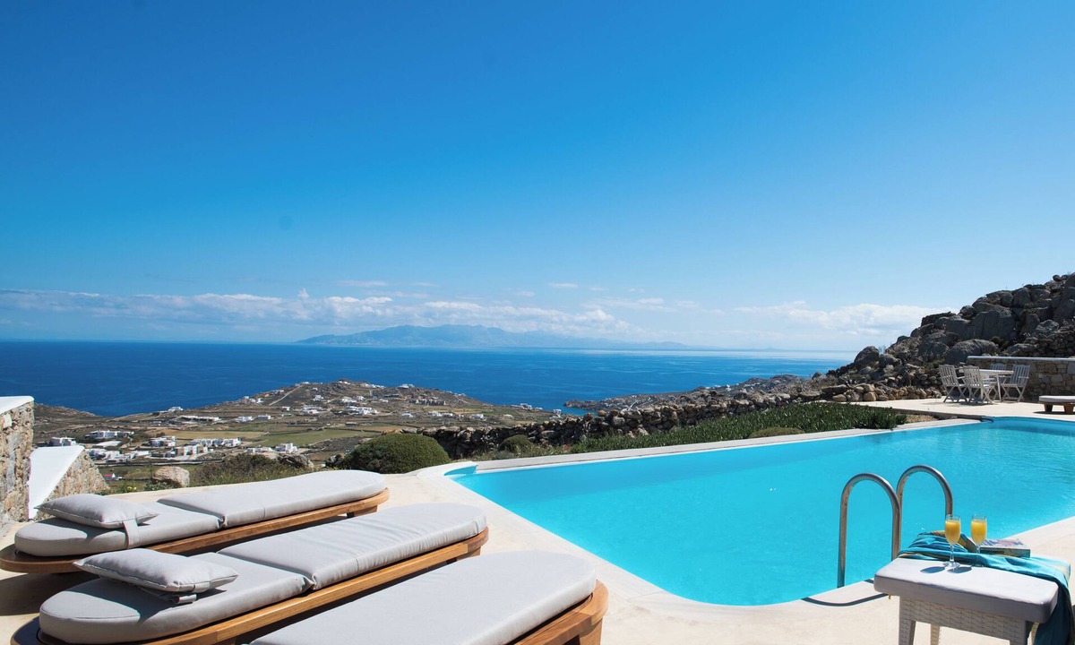 Plintri Villa | Amallini Suites Mykonos