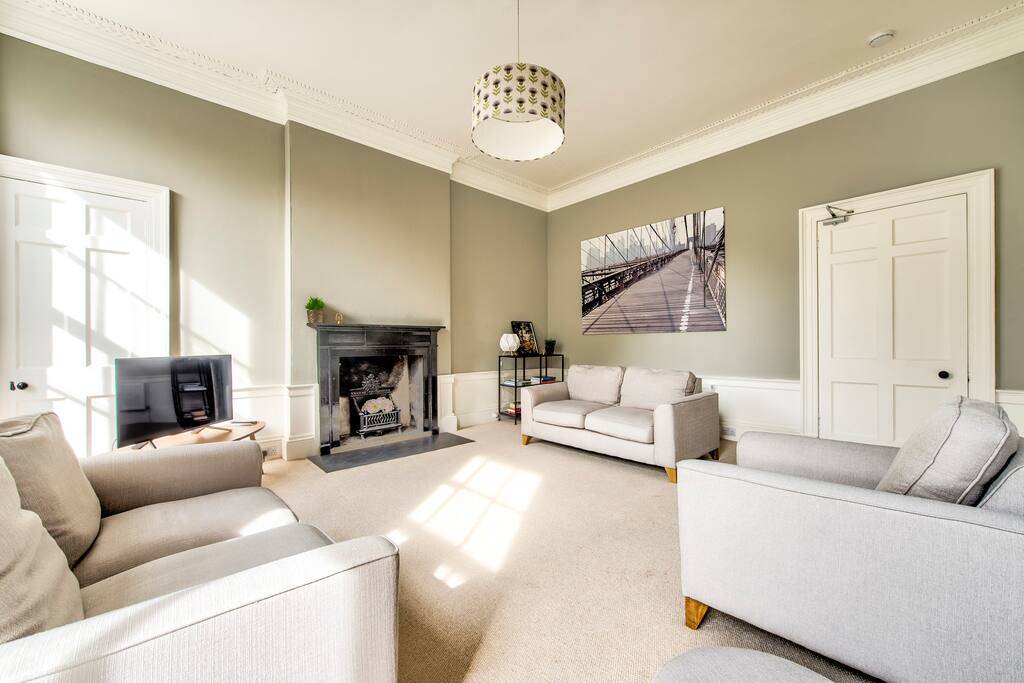 Stockbridge | New Town